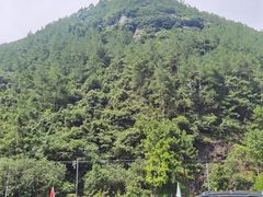 -仙人谷漂流景区