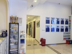 -瑞尔齿科(颐堤港诊所)