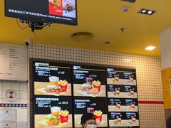 -麦当劳(深圳北站B2检票口楼上)