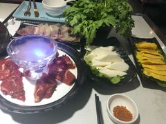 -蛙太牛牛肉海鲜自助火锅(台江万达店)