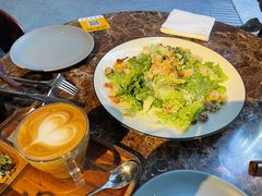 -Let'sBURGERplus·非常创意汉堡(三里屯店)