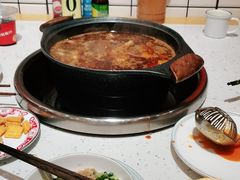 -佬缸炮江湖川菜(玉林店)