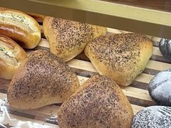-提亚烘焙·手作面包·生日蛋糕(七星店)