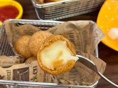 -BHC炸鸡(明洞总店)