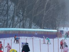 -亚布力新体委滑雪场