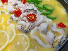 -山城外·非遗酸菜鱼(蜀都万达店)