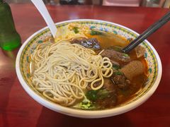 -金杨拉面王小吃面馆·牛三宝面·红烧牛肉粉