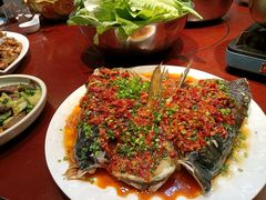 秘制酱椒大鱼头-峨嵋酒家(地安门店)