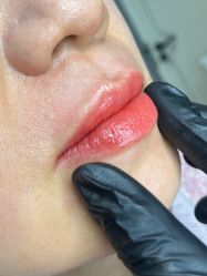 -林小西 · 专业半永久纹眉