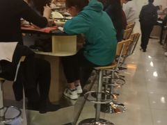 -呷哺呷哺(世贸.工三店)
