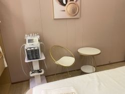 -香港倾城国际·美容美体中心