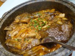 砂锅蝶鱼头-新海渔港·胶东海鲜家常菜·家宴(奥体中心店)