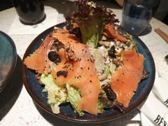 烟熏三文鱼杂菌沙拉-BE BRIGHT KITCHEN(正佳广场店)