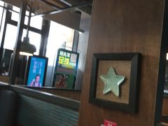 大堂-鸣记脆皮烤鱼·海鲜烤鱼(三八广场店)