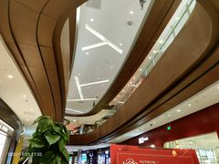 -圆融星座购物中心