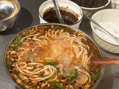 -正宗杨记普洱酸醋米线(总店)