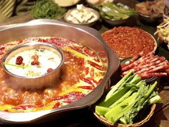 贡菜-周幺妹重庆老火锅(银泰城总店)