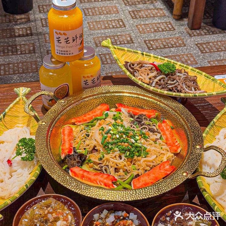 来步行街不为别的！！就好这一口！！