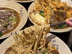 -方铲铲·成都板凳面(滨江银泰店)