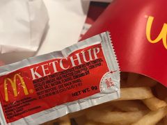 -麦当劳(水坑尾街店)