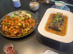 -桥边小楼·手工云南菜·古城观景小楼