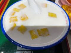 芋圆桃胶椰汁西米露-五条人糖水铺(光谷世界城店)