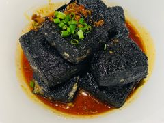 -楚山晓·湖北菜(武汉光谷K11店)