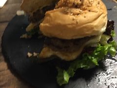 -HIGH FIVE哈福手工汉堡(桂林路店)