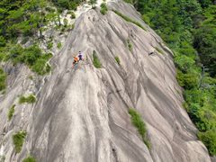 -鄣山大峡谷