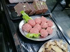-牛一煲美食(江高店)