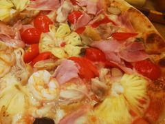 -城市大道红炉披萨烘焙坊