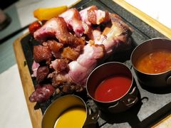 猪肘子-蜜桃花开·中西融合菜E&W(南长街店)