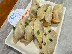 牛肉鍋貼-小姜锅贴(凤凰街店)