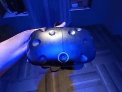 -VR 间客漫·PS电玩·虚拟现实包间游戏电竞(街道口店)