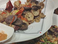 -那家老院子东北菜·饺子·小鸡炖蘑菇(艳华街店)