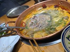 -洱火云南酸菜牛肉火锅(石景山当代商城店)