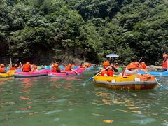 -安吉龙王山峡谷漂流