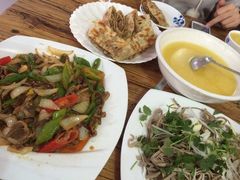 -溢心园香河肉饼总店