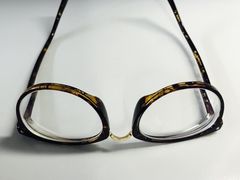 -MiRi眼镜连锁·蔡司·尼康控优点合作店(莘庄店)