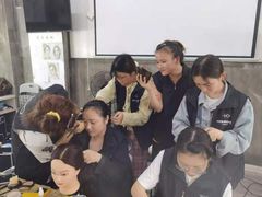 -吉田美学化妆美甲摄影培训(丽水校区)