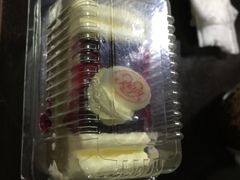 -红宝石·鲜奶小方·海派西点房(南丹店)