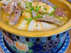 酸菜血肠白肉锅-八大碗·地道东北菜(白塔堡店)