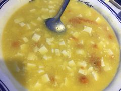 -小鱼儿海鲜港(新村十区店)