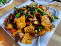 馕饼炒肉-老兰家传统烧烤炒菜泡馍(小南门店)