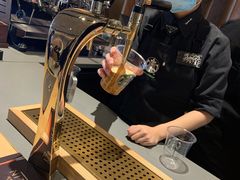 -星巴克臻选(济南恒隆店)