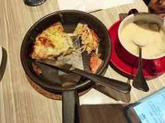 -必胜客(大坪英利店)
