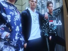 -fila(日月光中心广场店)