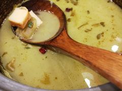 -周鱼小馆石锅酸菜鱼(活力汇店)