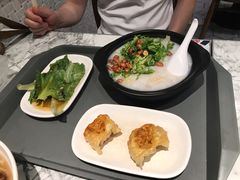 -大食代美食广场(上海中心店)