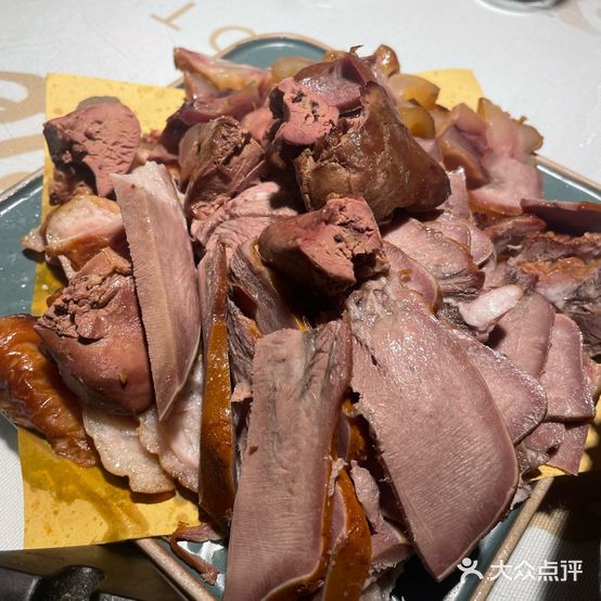 杨家酱熏酱小酒馆
